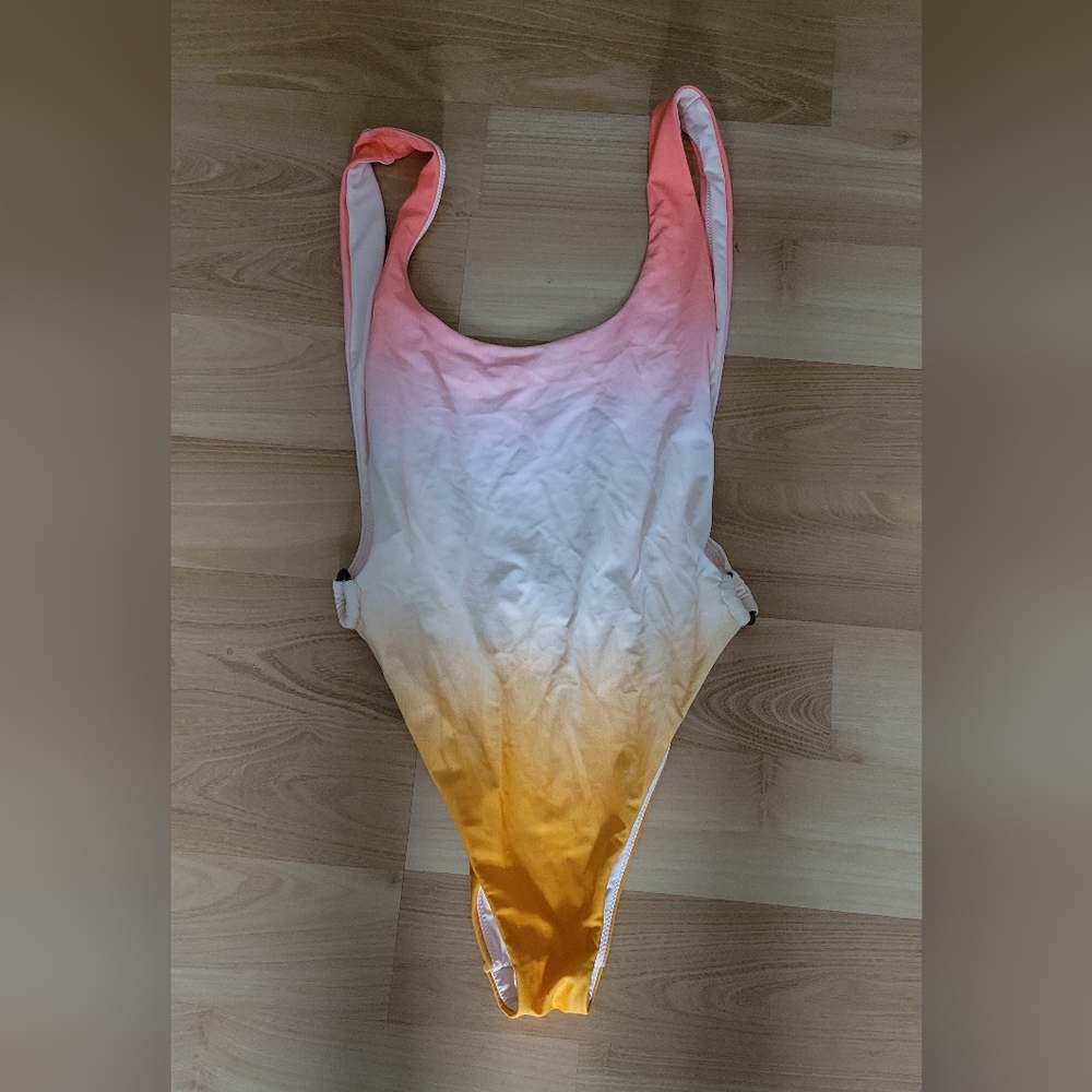 Arie OpenBack Ombre Swimsuit